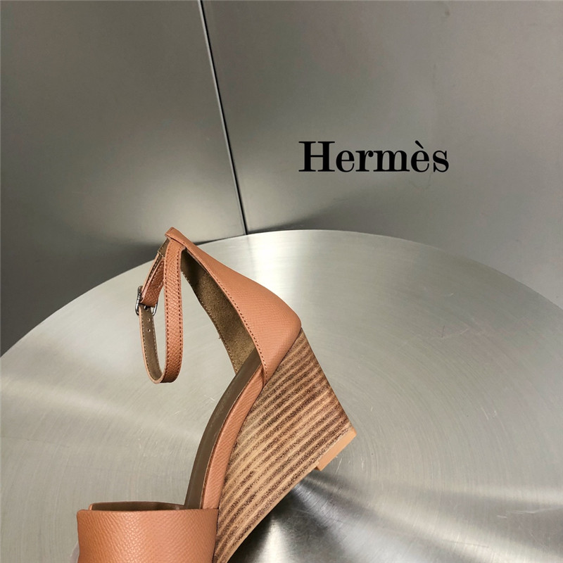 H**me5 legend wedge sandals