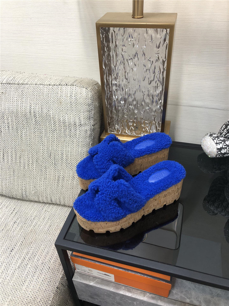 H**me5 Teddy Fur Slippers