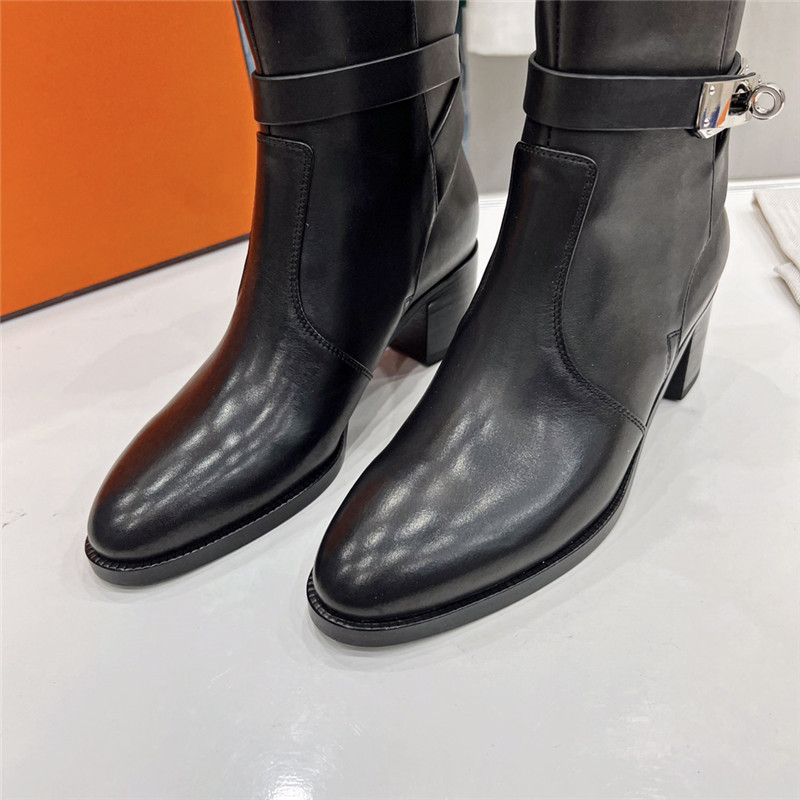 H**me5 frenchie 50 ankle boots