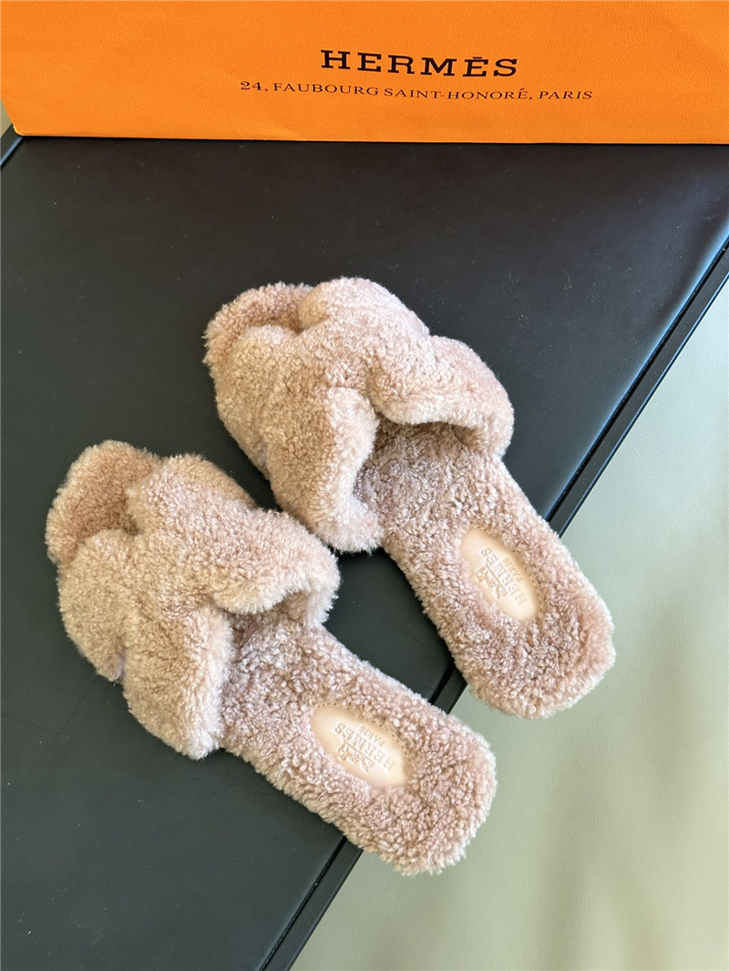 H**me5 fur roll cake hair H slippers