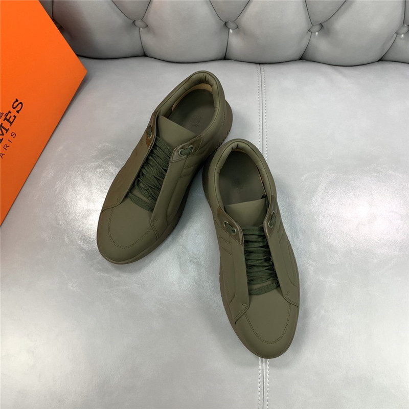 H**me5 Men s sneakers