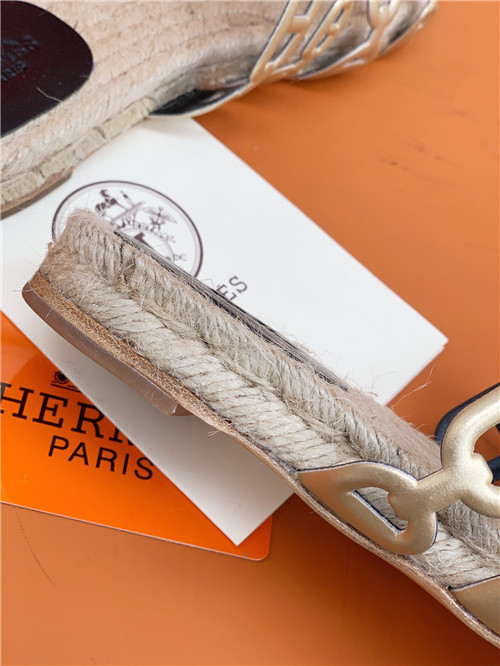 H**me5 flat slippers