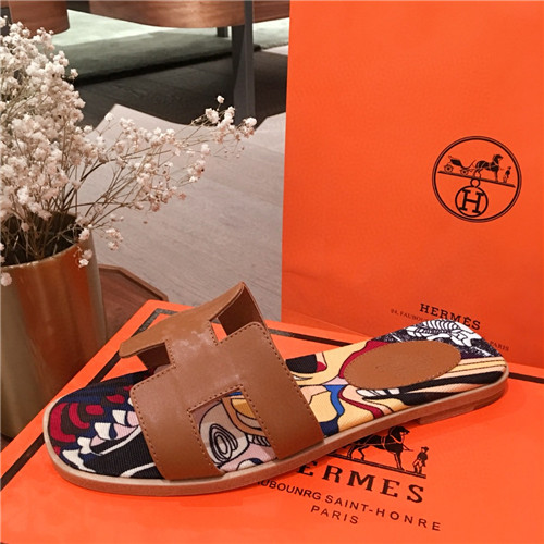 H**me5 flat slippers