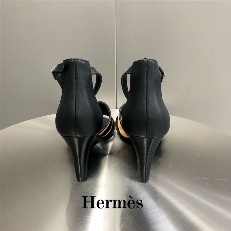 H**me5 legend wedge sandals
