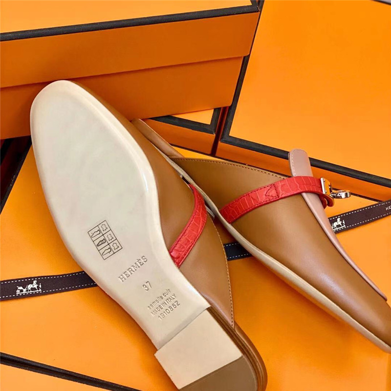 H**me5 mueller slippers