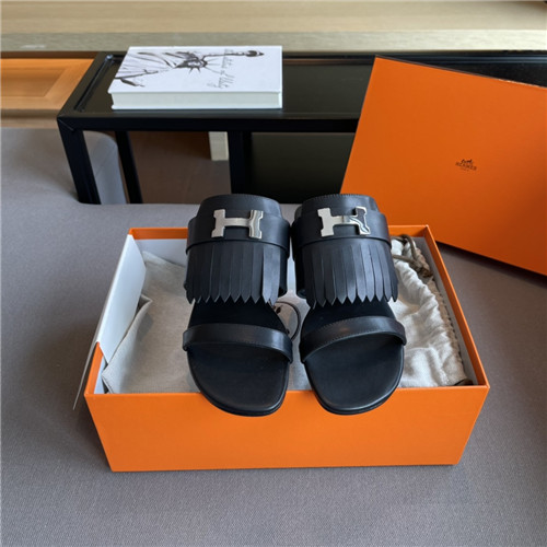 H**me5 H flat slippers