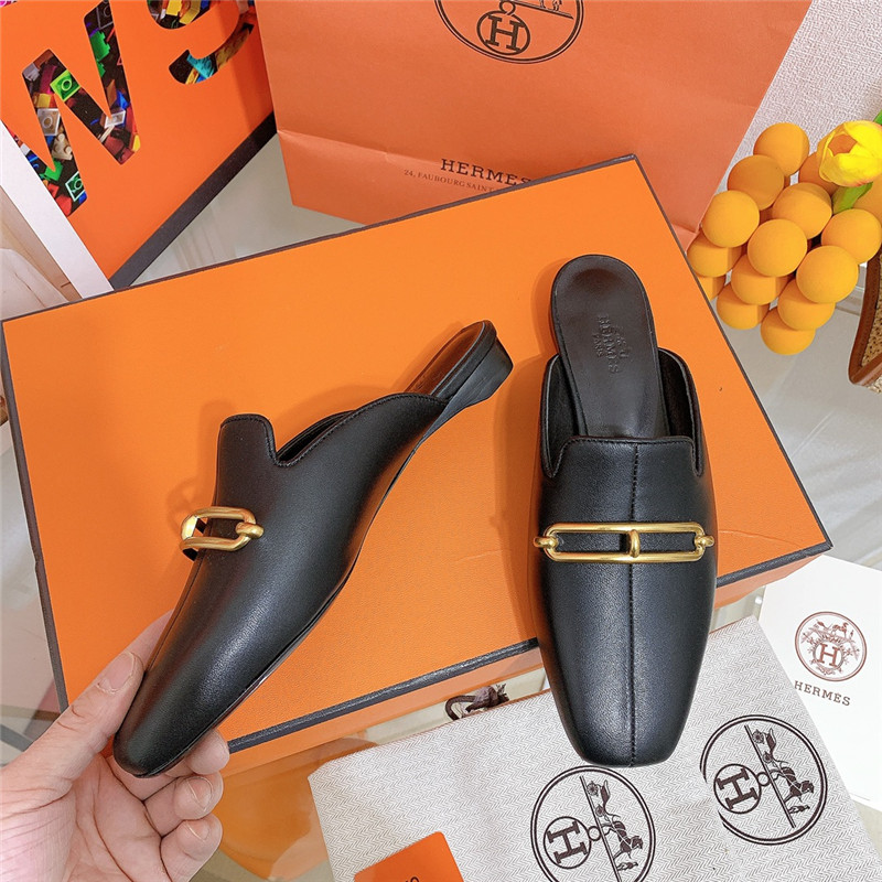 H**me5 flat slippers