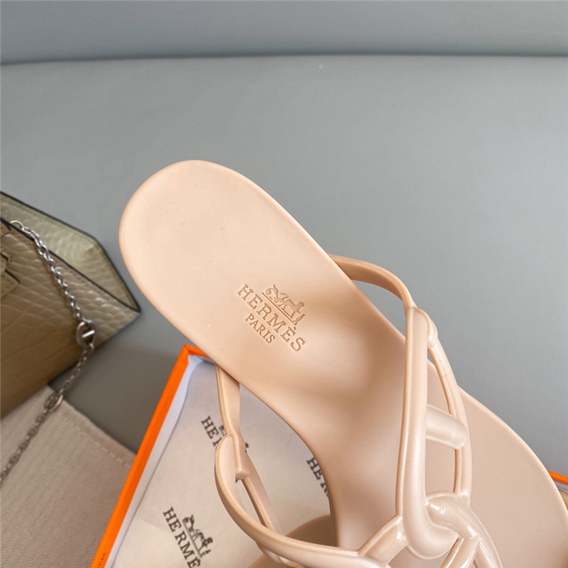 H**me5 new pig nose chain flip flops