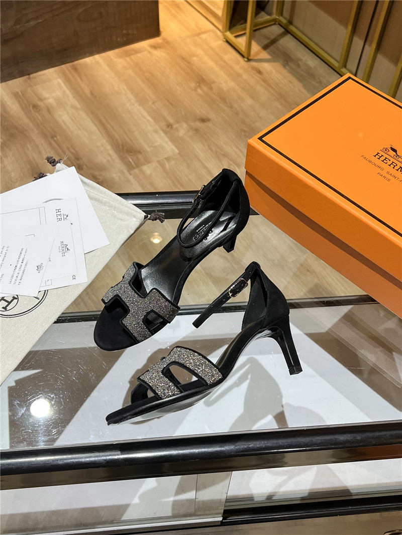 H**me5 high heel sandals