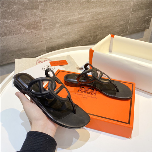 H**me5 finger slippers