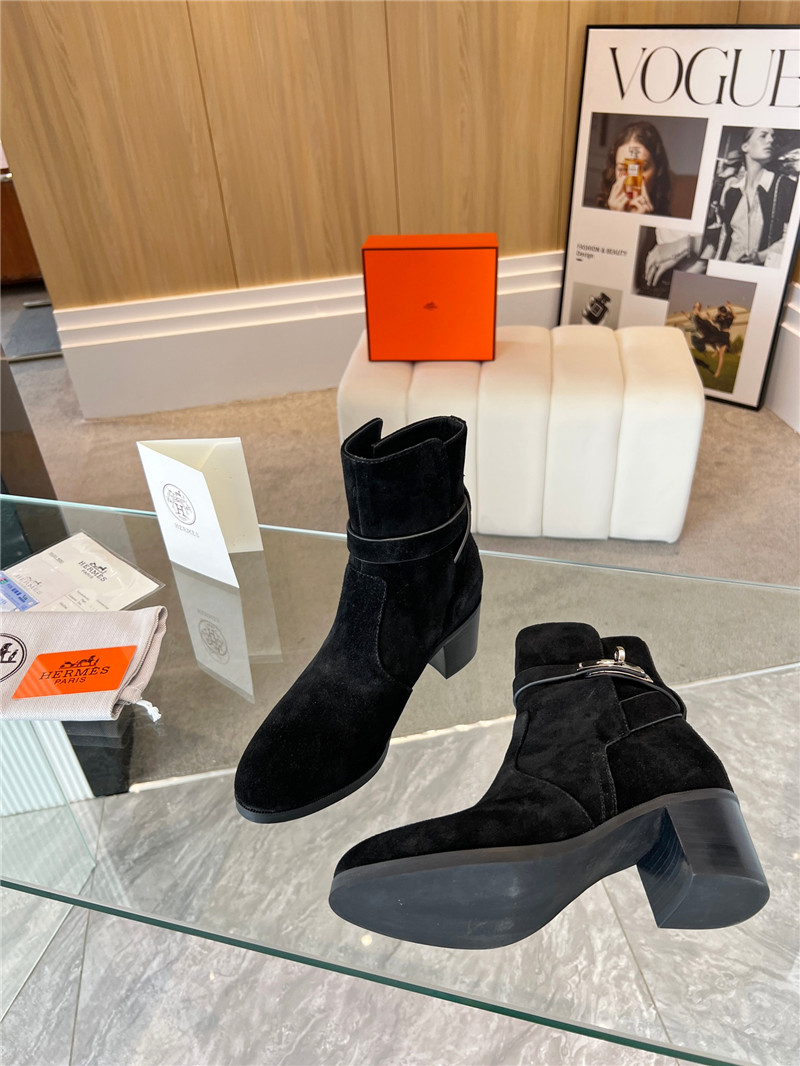 H**me5 Kelly Buckle Rider Boots