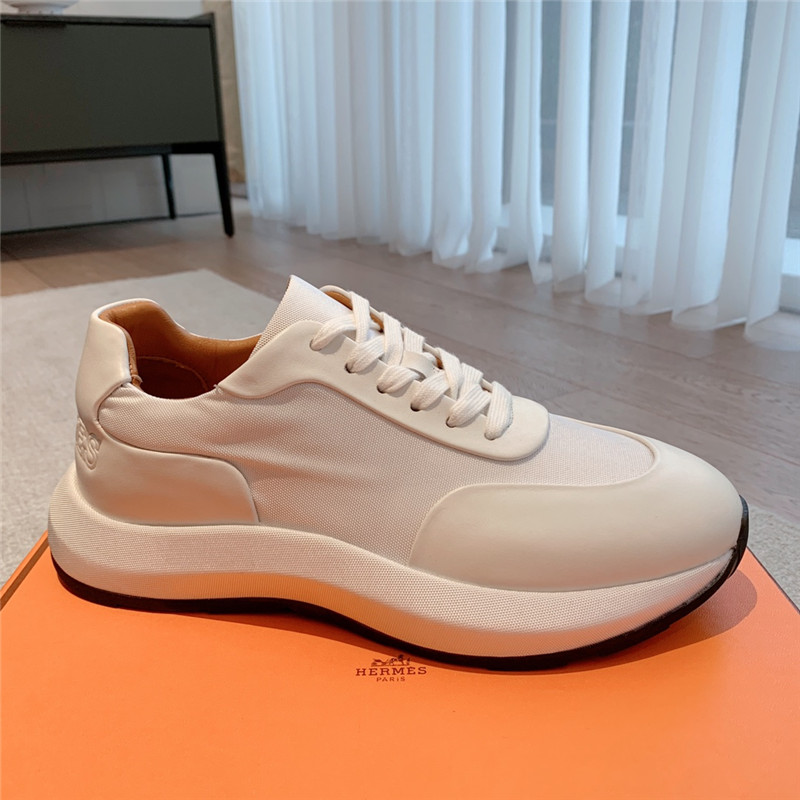 H**me5 classic look-alike British retro white shoes