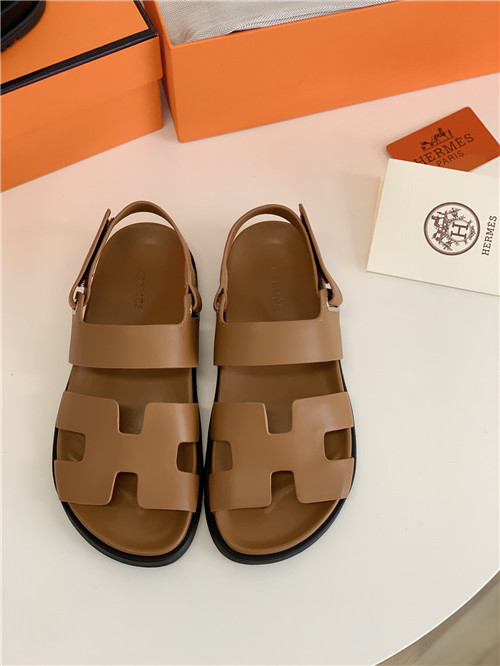 H**me5 Chypre Dupe sandals women