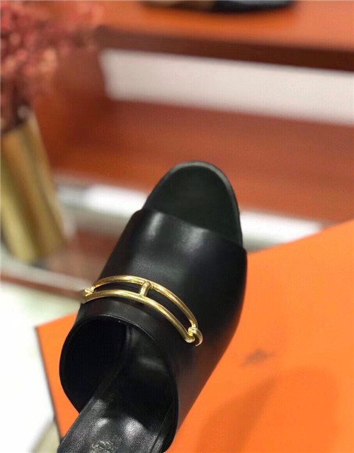 H**me5 Dupes blossom mule slippers