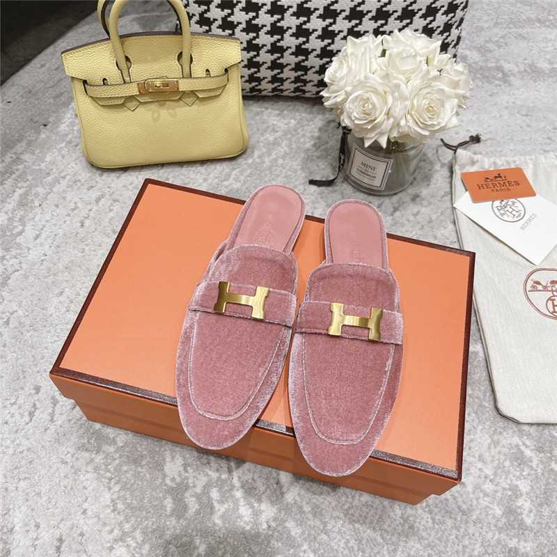 H**me5 H buckle classic slippers