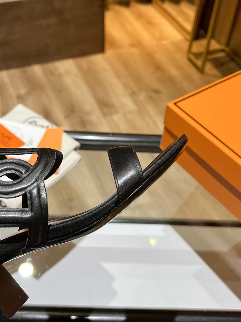 H**me5 Sandals Dupe chunky heel sandals