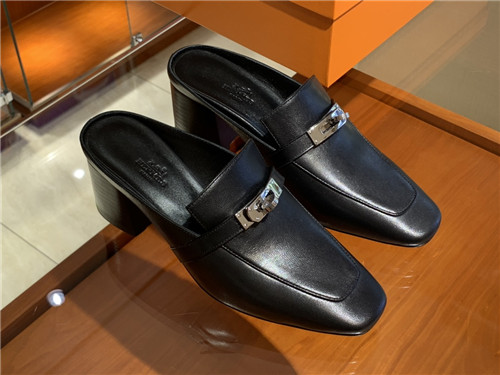 H**me5 Dupes blossom mule