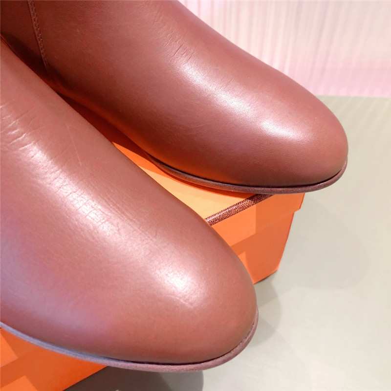 H**me5 kelly buckle ankle boots