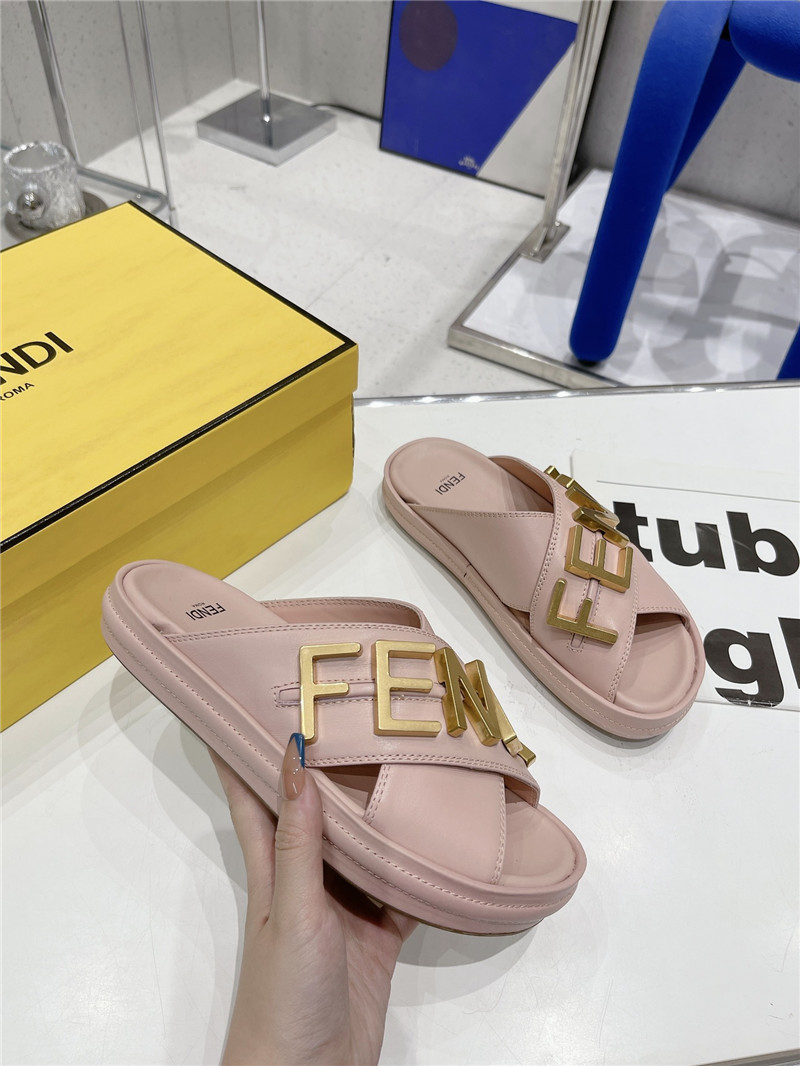 F**di metal logo slides