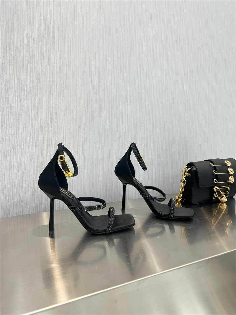 F**di joint catwalk show sandals