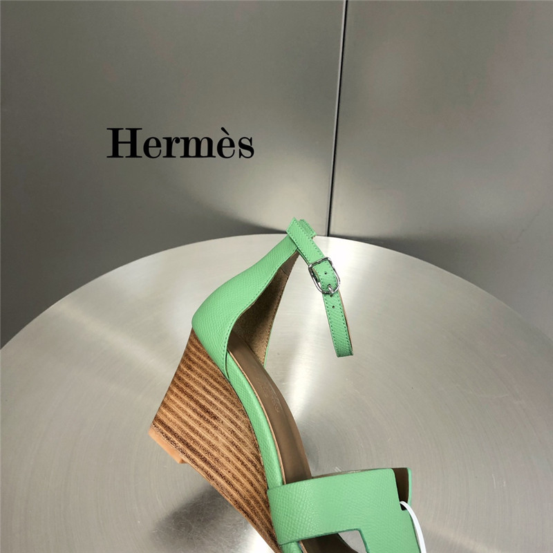 H**me5 legend wedge sandals