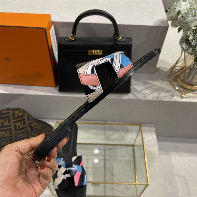 H**me5 early spring new color slippers