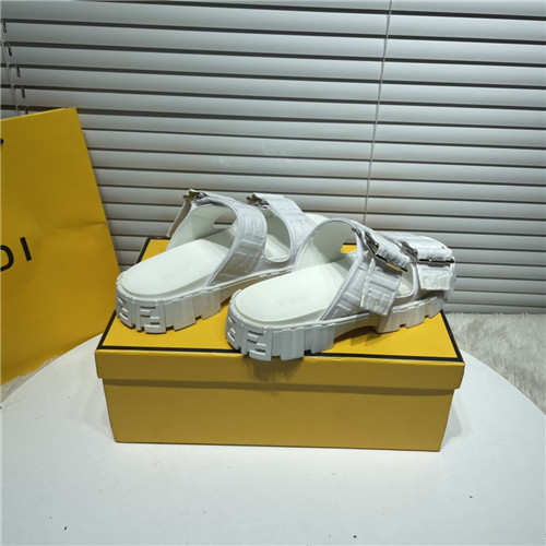 F**di ff logo sandals