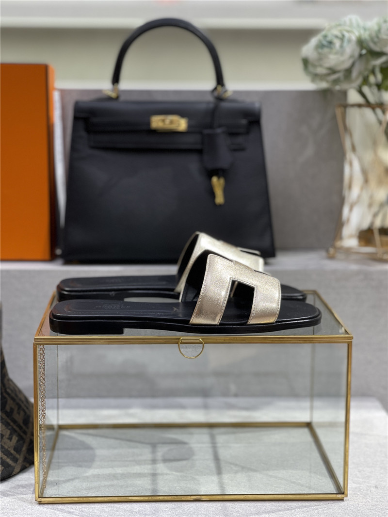 H**me5 early spring new color slippers