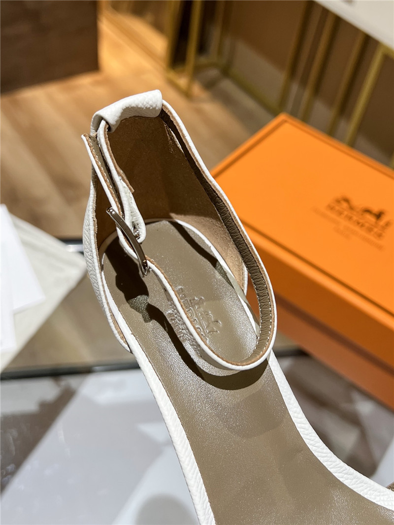 H**me5 high heel sandals