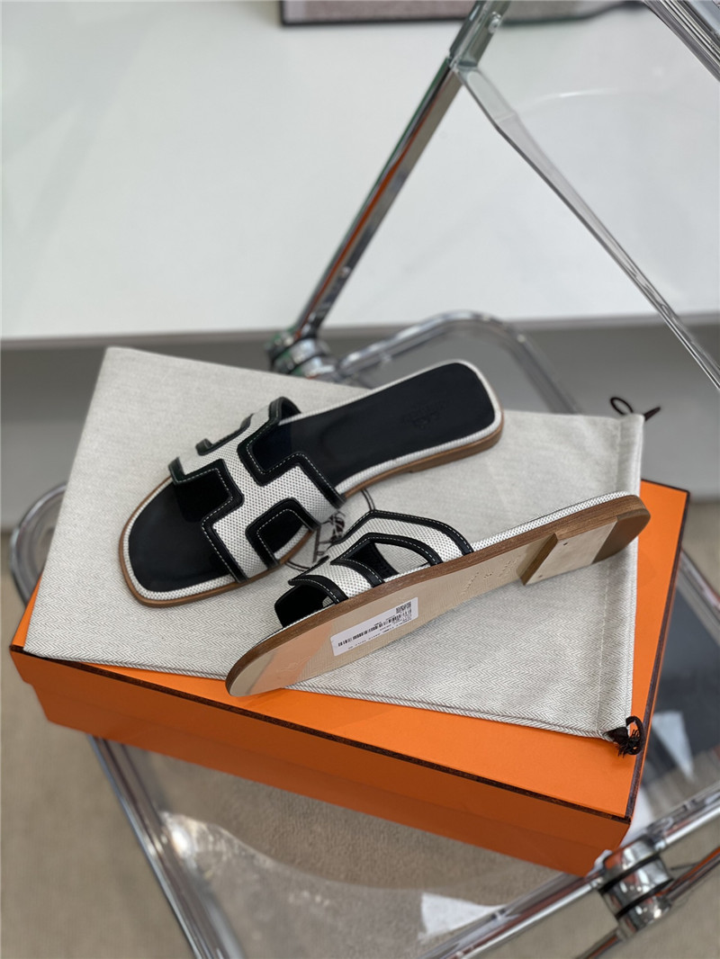 H**me5 flat slippers womens