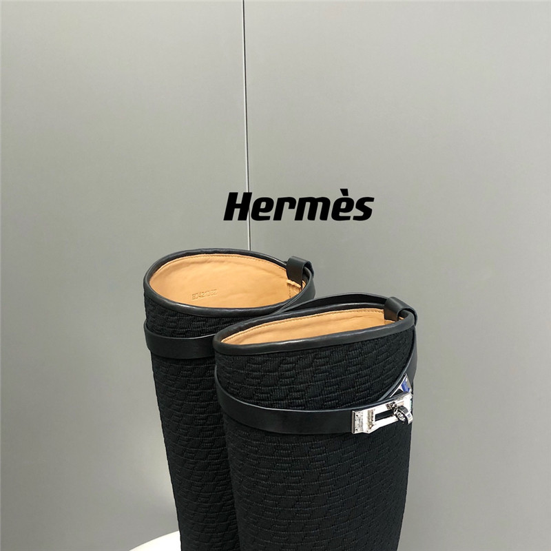 H**me5 jumping boots