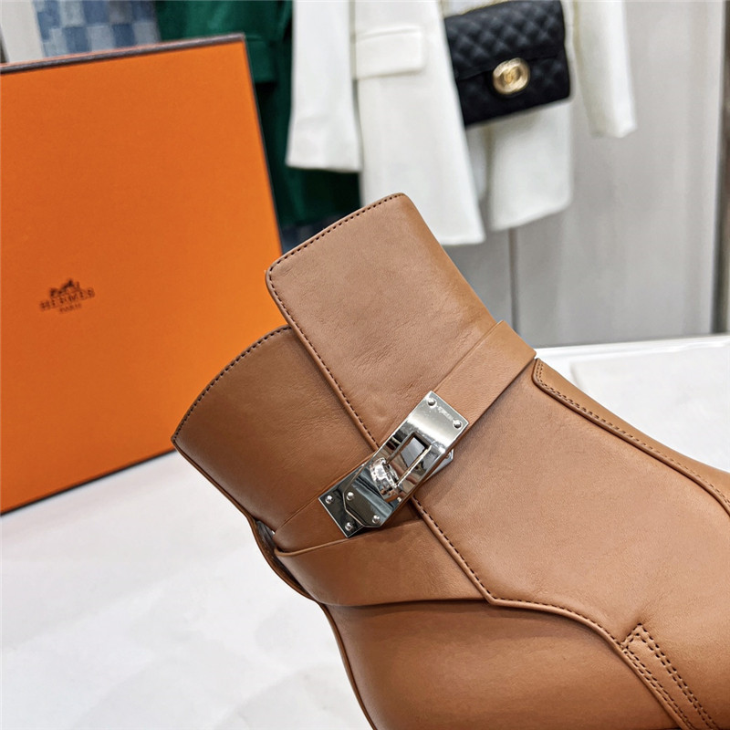 H**me5 frenchie 50 ankle boots