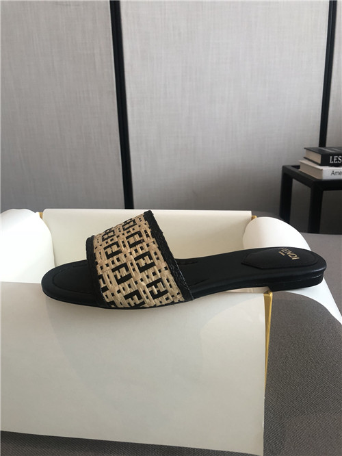 F**di slippers sandals
