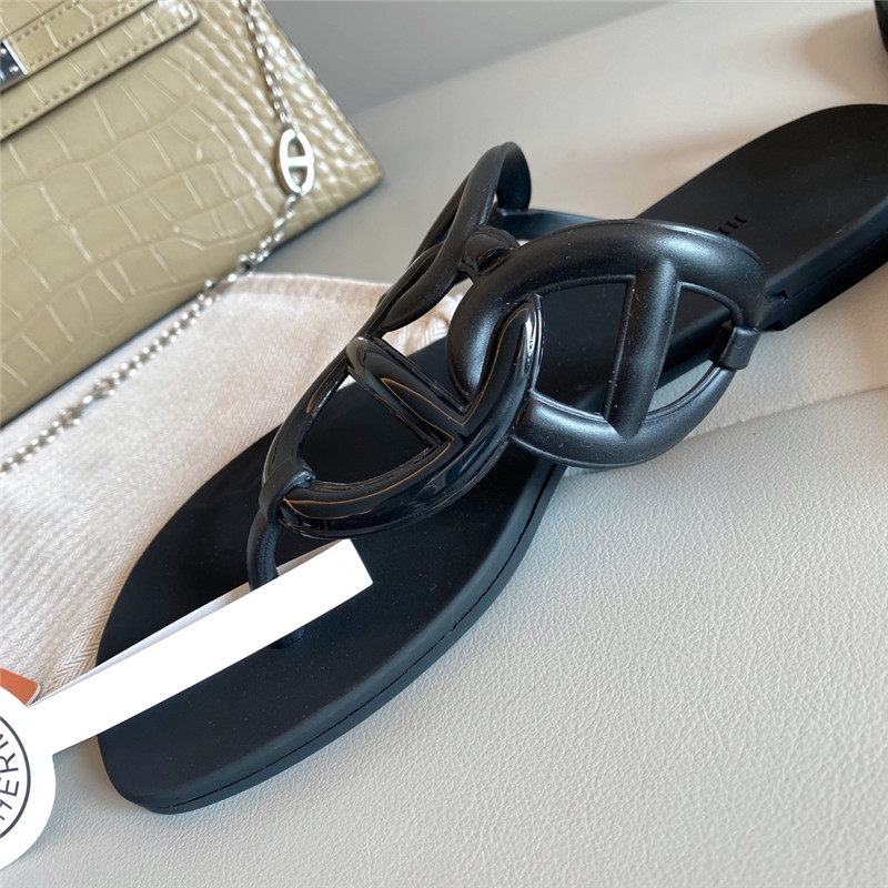 H**me5 new pig nose chain flip flops