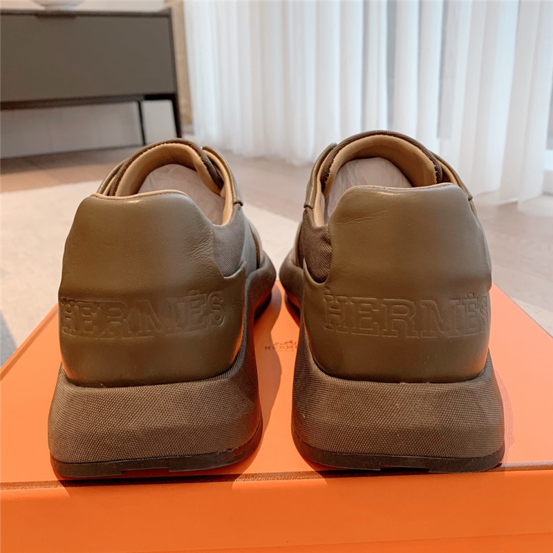 H**me5 classic look-alike British retro white shoes