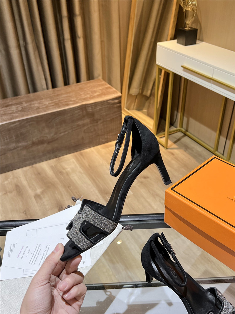 H**me5 high heel sandals