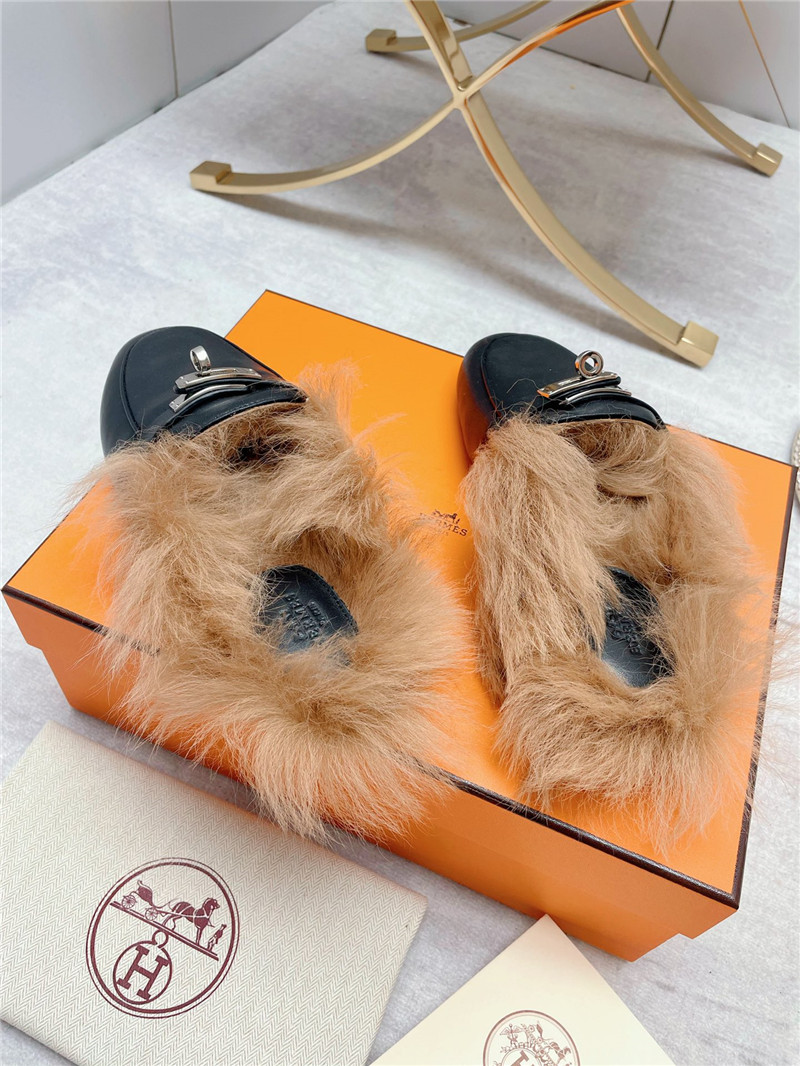 H**me5 classic wool slippers