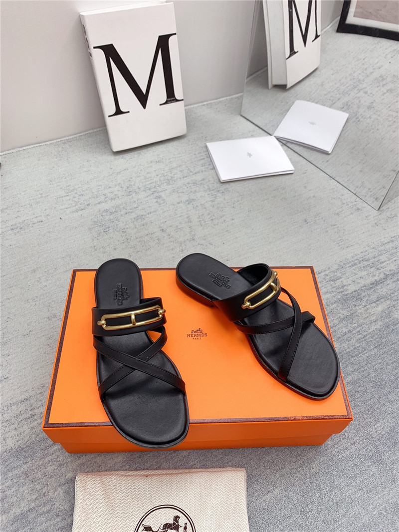 H**me5 flat slippers