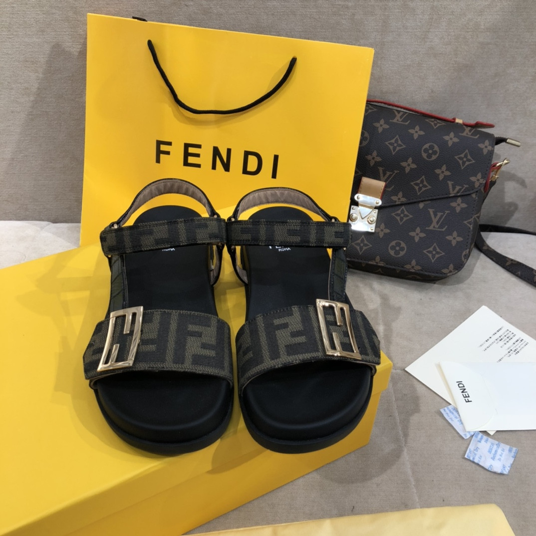 F**di sandals womens