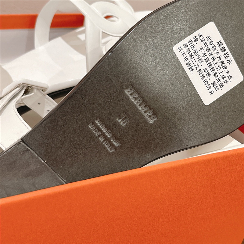 H**me5 extra flat sandal