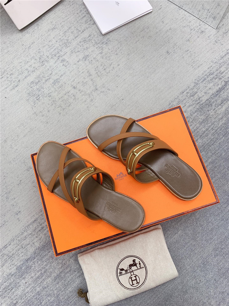 H**me5 flat slippers