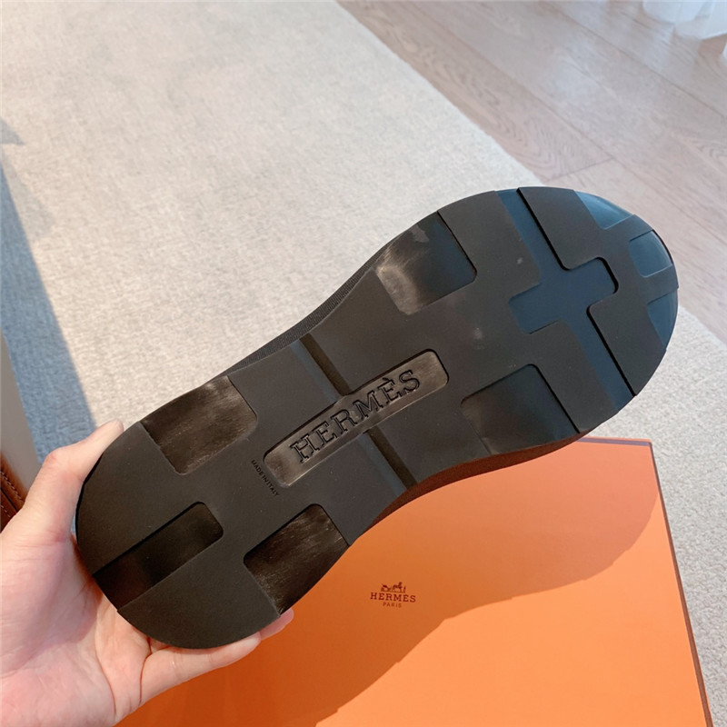 H**me5 classic look-alike British retro white shoes