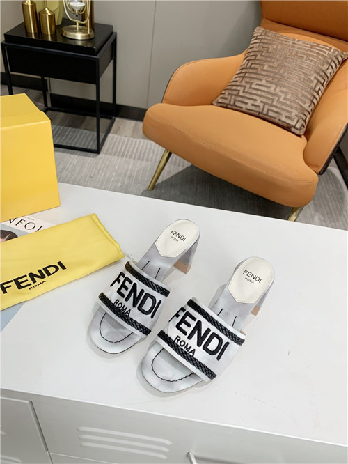 F**di logo sandals