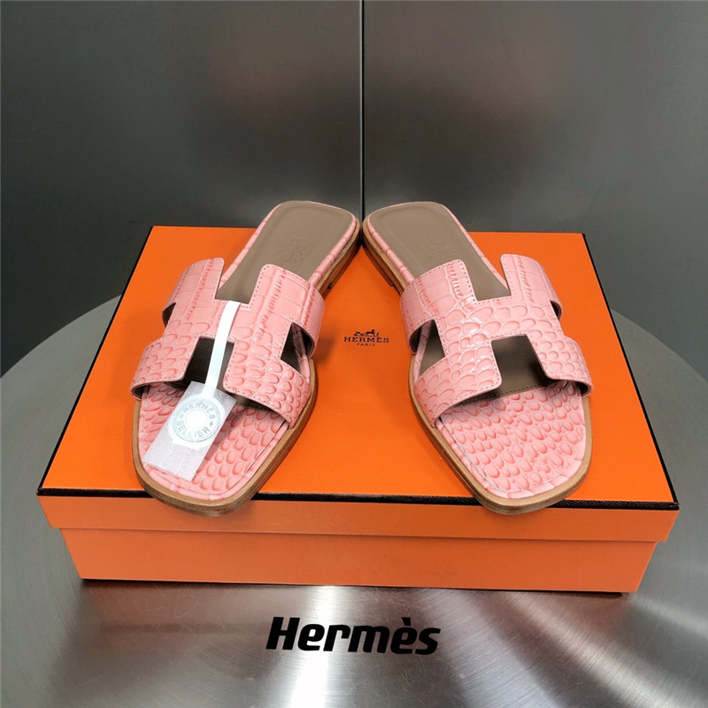 H**me5 oran crocodile slippers