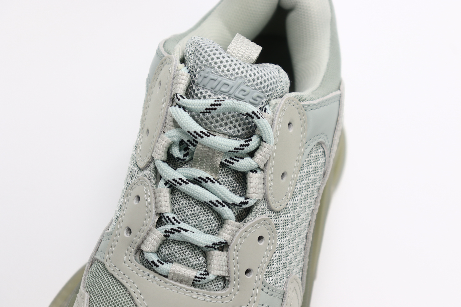 Ba1en*iaga Triple S Grey Replica