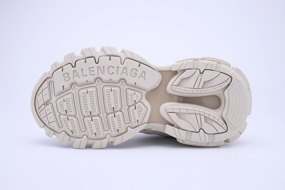 Ba1en*iaga Track BEIGH