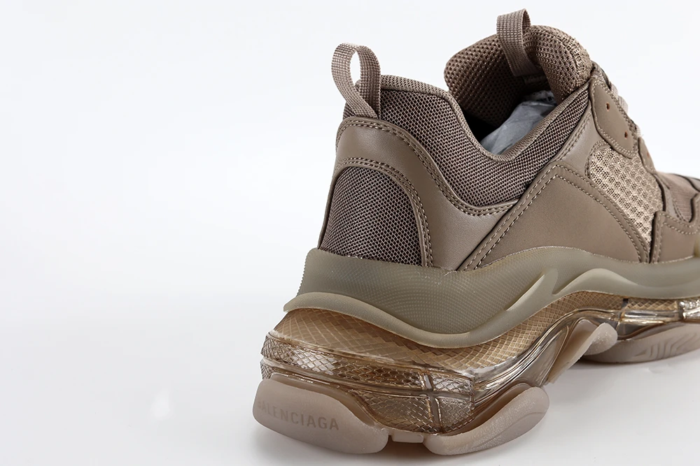 Ba1en*iaga TRIPLE-S LIGHT BROWN