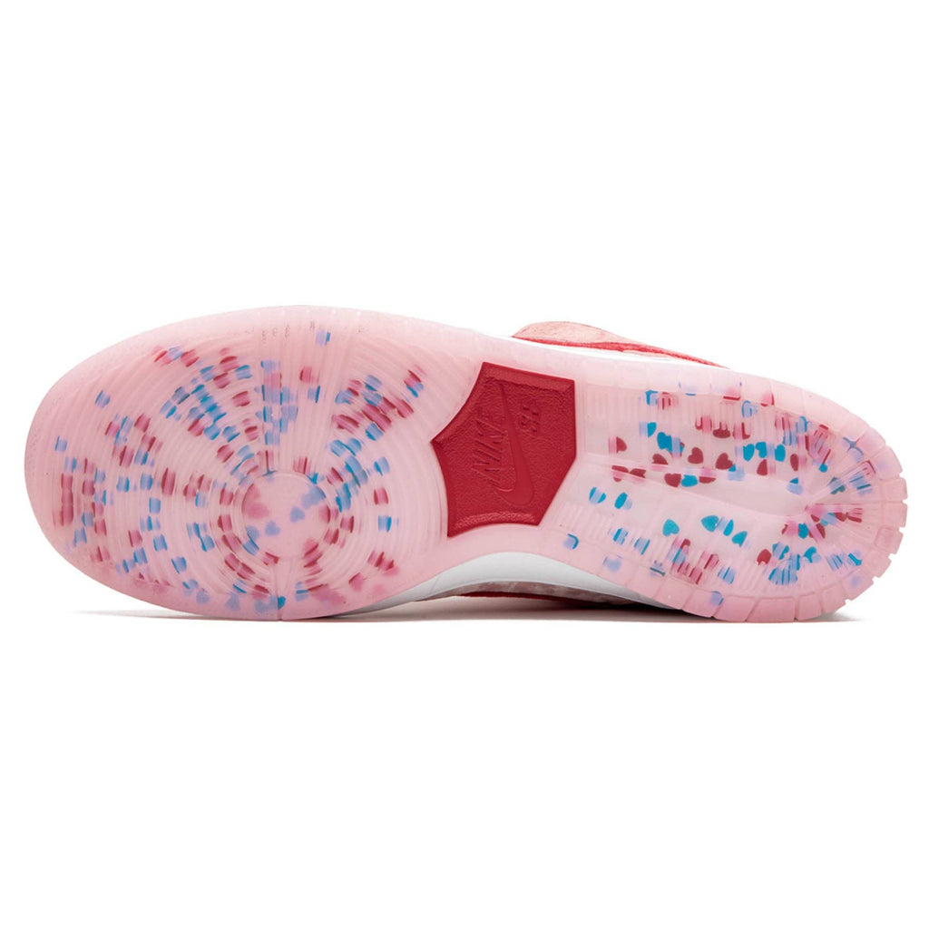 StrangeLove x Dunk Low SB  Valentine s Day  CT2552-800