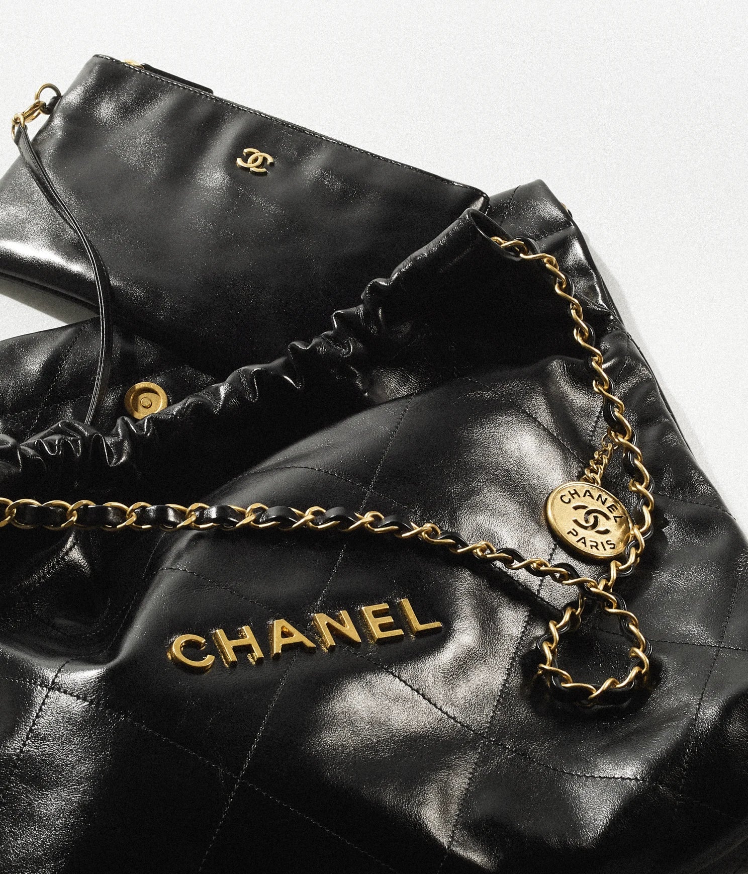 22 HANDBAG - Black & White Leather