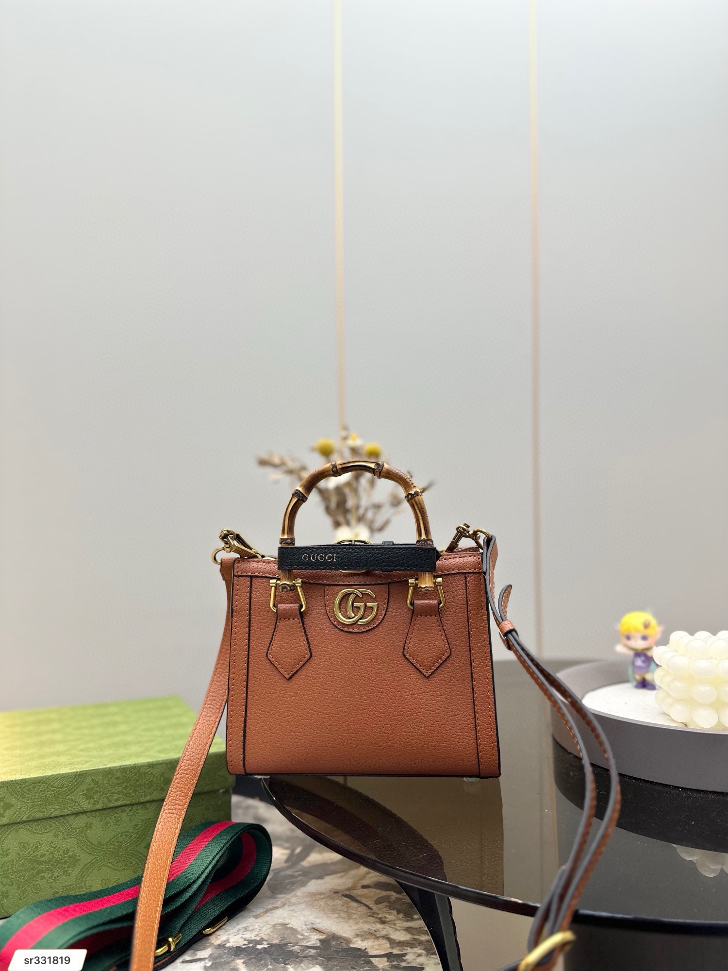 Gvc*1 Diana Mini Tote Bag